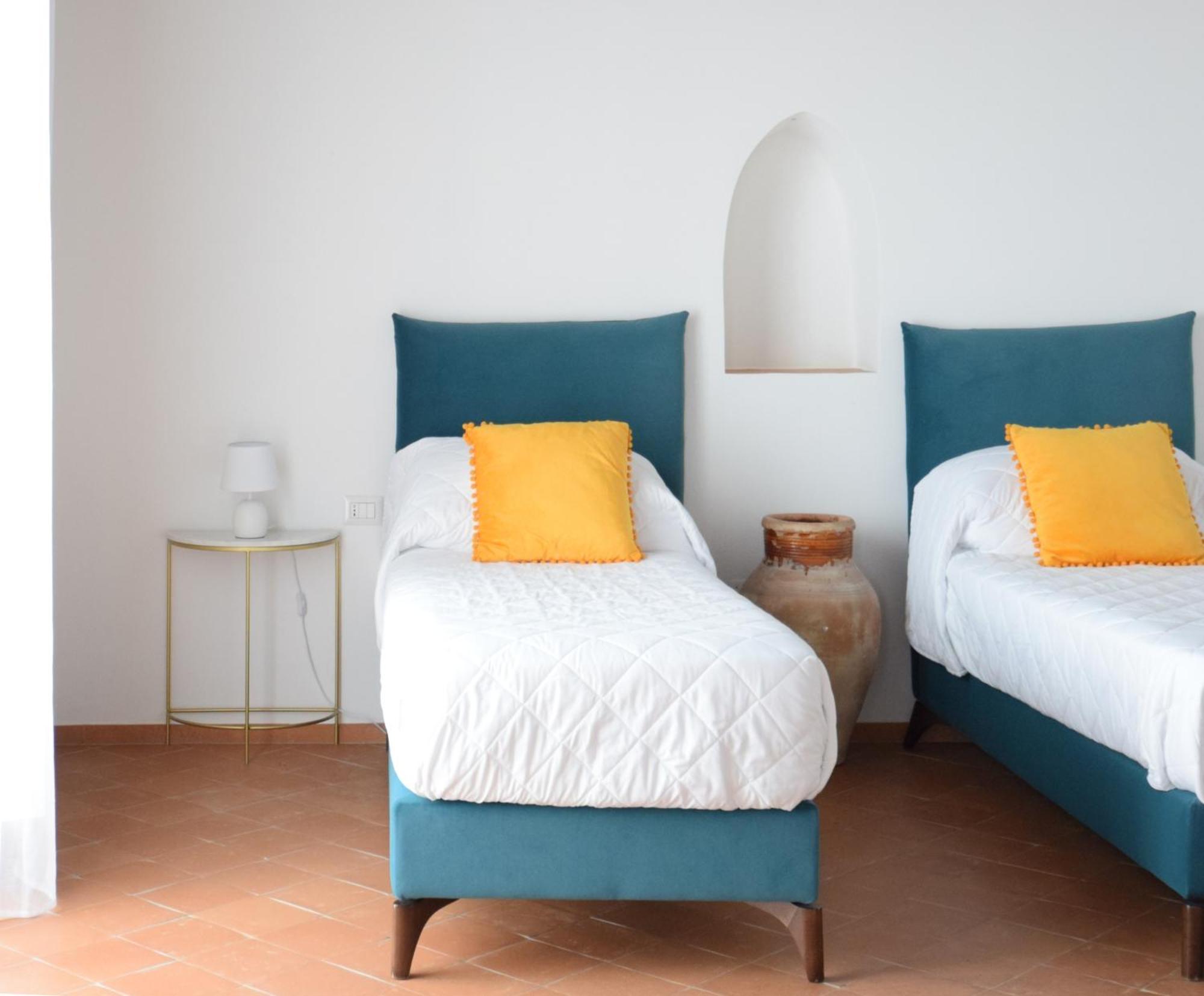 Belvedere Amodeo - Terrace, Seaview, Wifi Конка-дей-Марини Экстерьер фото